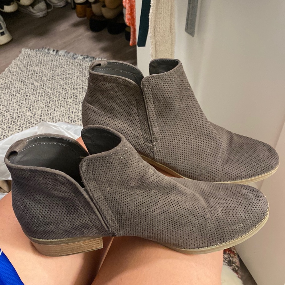 DV by Dolce Vita ankle booty